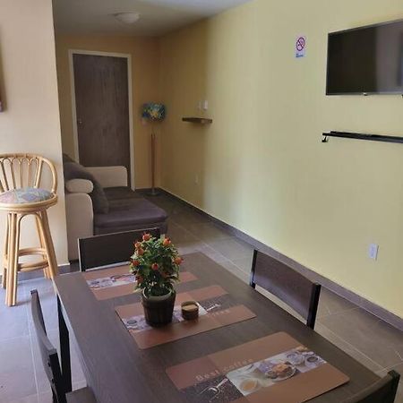 Centrally Located, Private, 1 Bedroom Apartment. Willemstad Eksteriør bilde